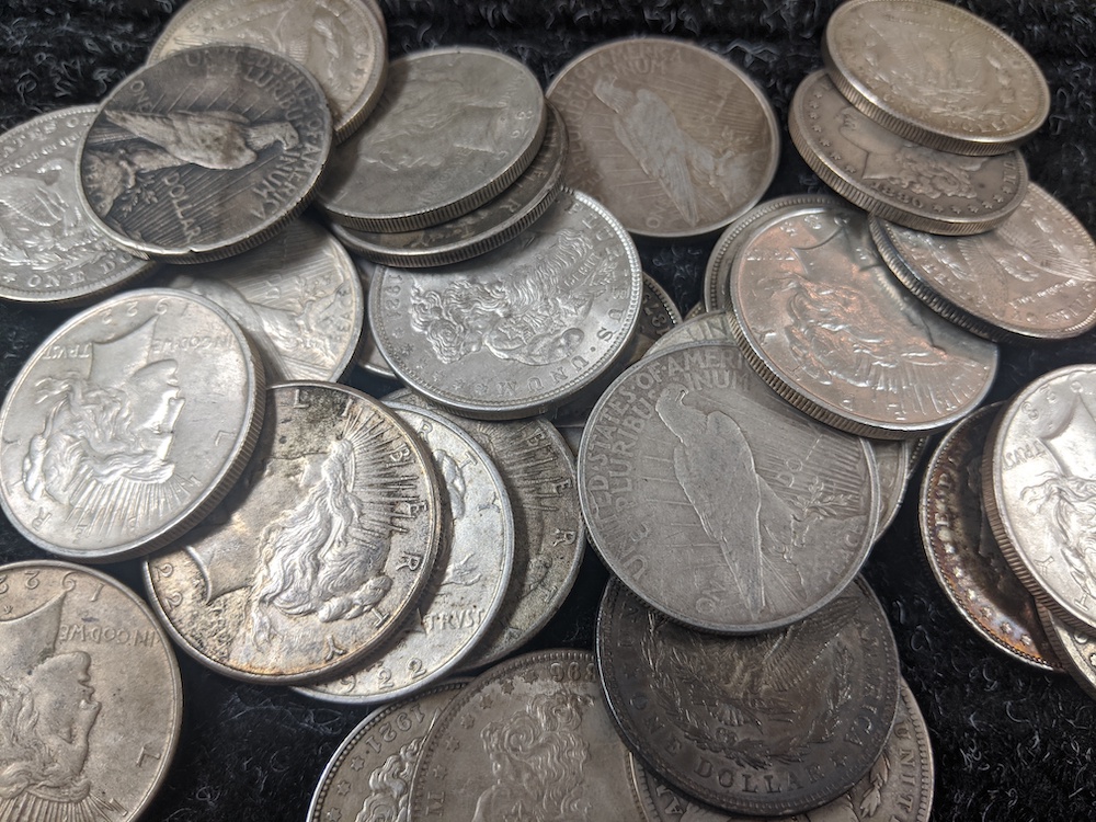 Types of United States Silver Dollars.