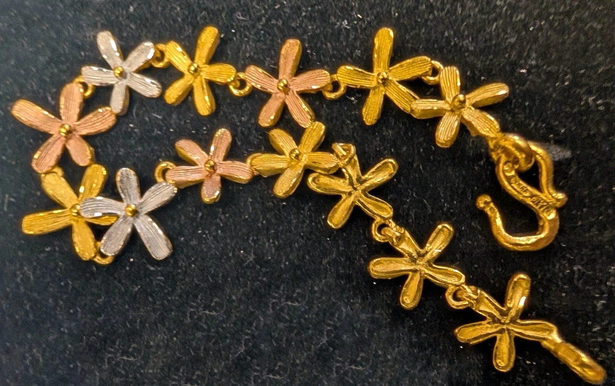 colors of gold